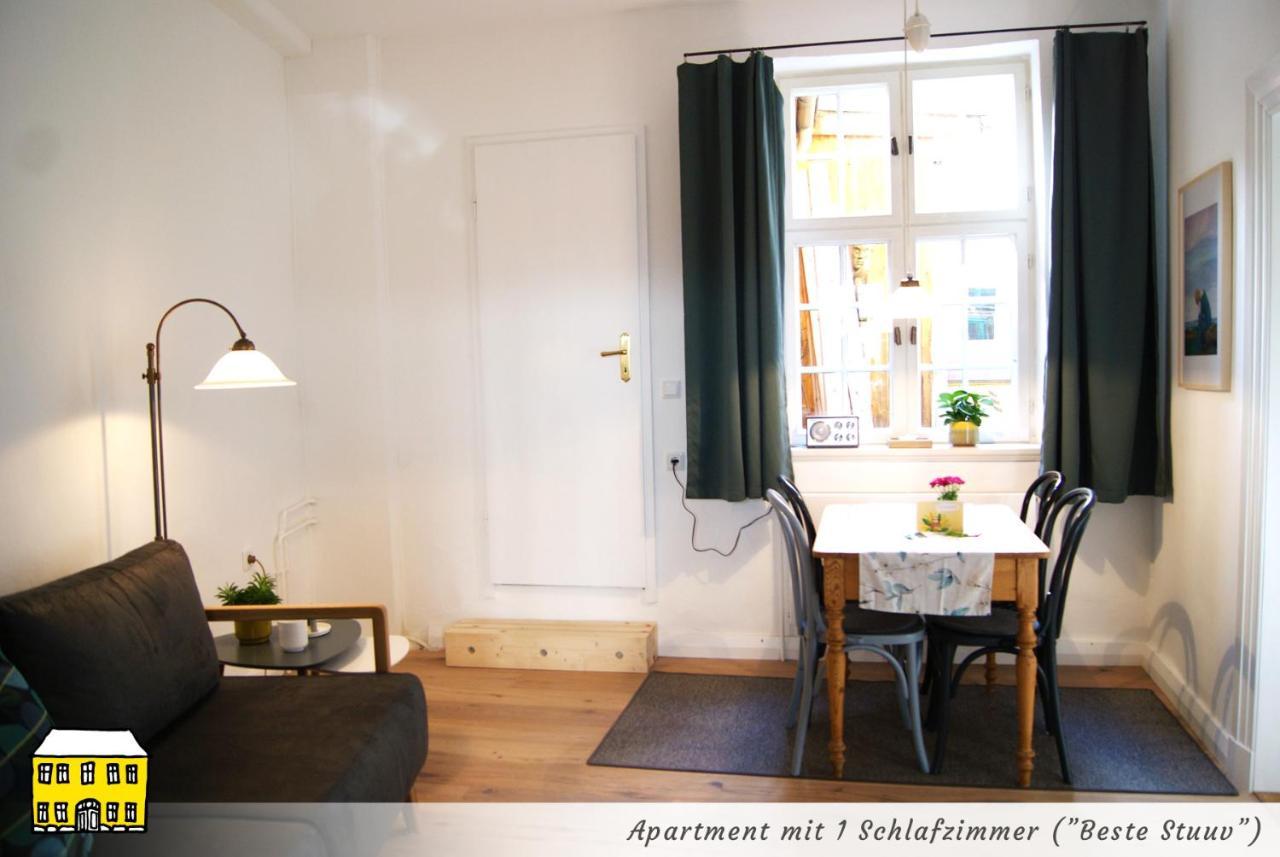 Das Gelbe Haus - Drei Besondere Ferienwohnungen Flensburg Bagian luar foto