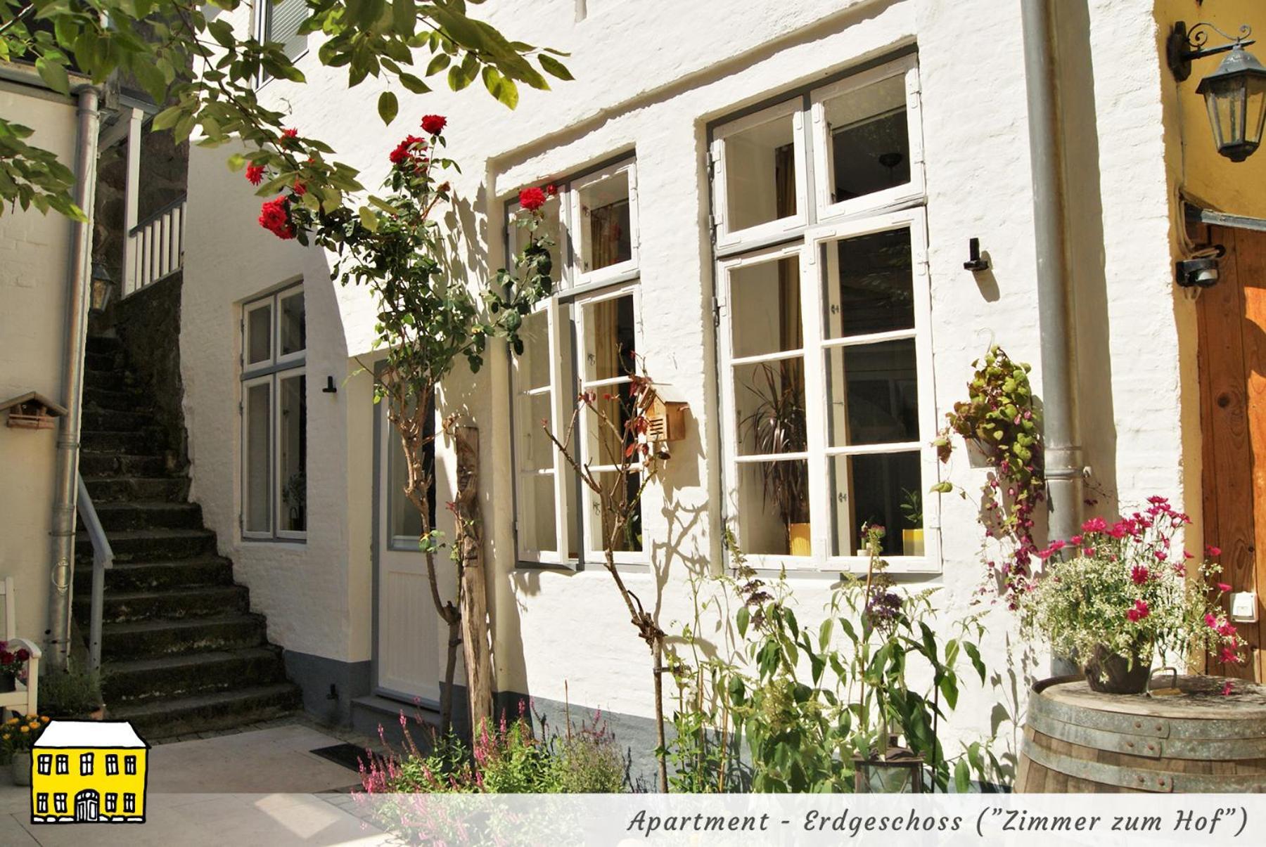 Das Gelbe Haus - Drei Besondere Ferienwohnungen Flensburg Bagian luar foto
