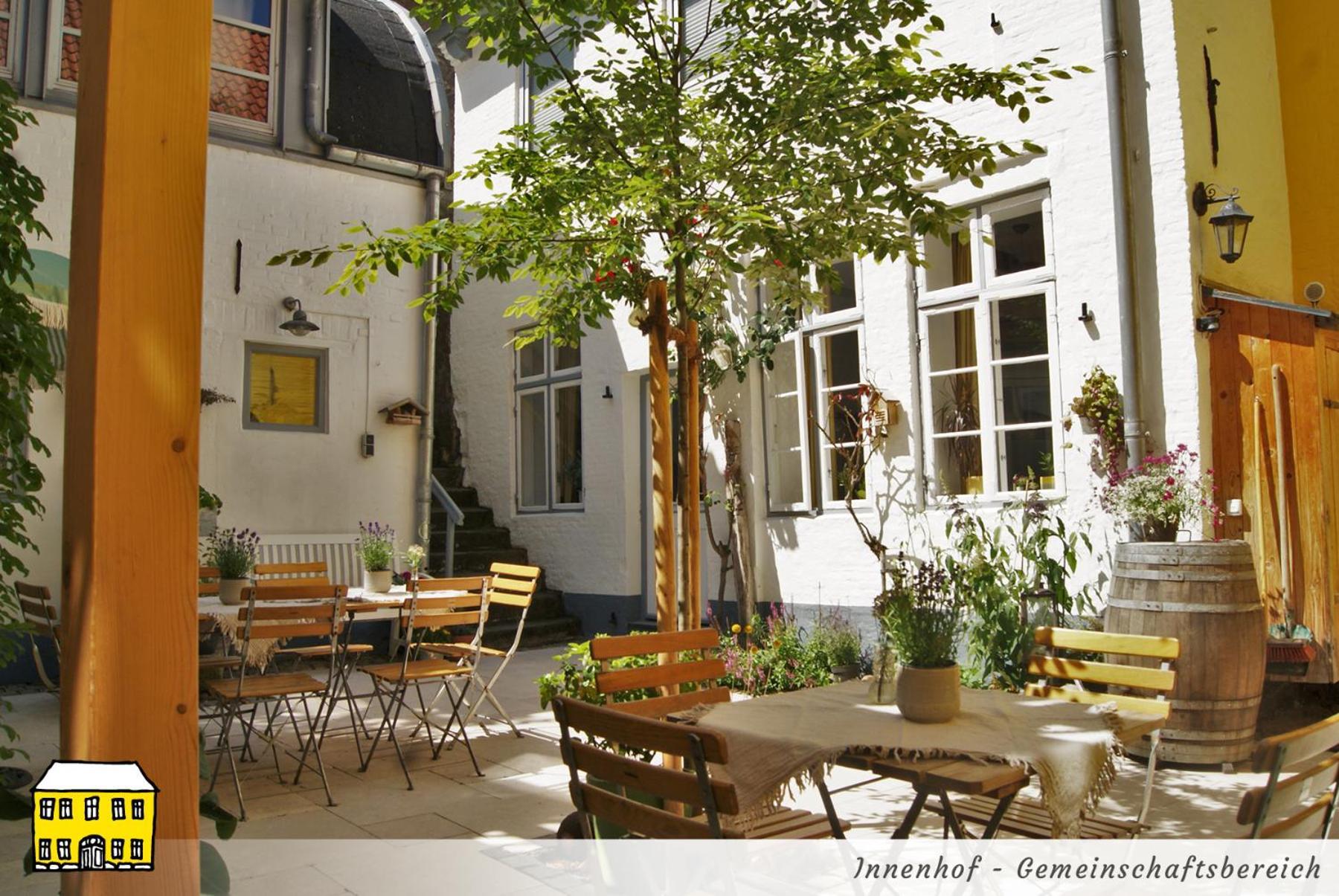 Das Gelbe Haus - Drei Besondere Ferienwohnungen Flensburg Bagian luar foto