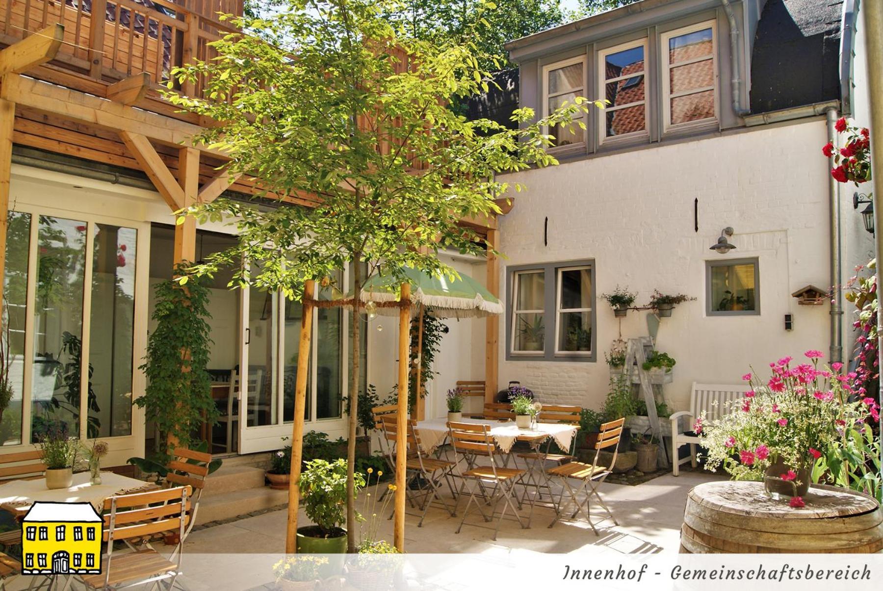 Das Gelbe Haus - Drei Besondere Ferienwohnungen Flensburg Bagian luar foto