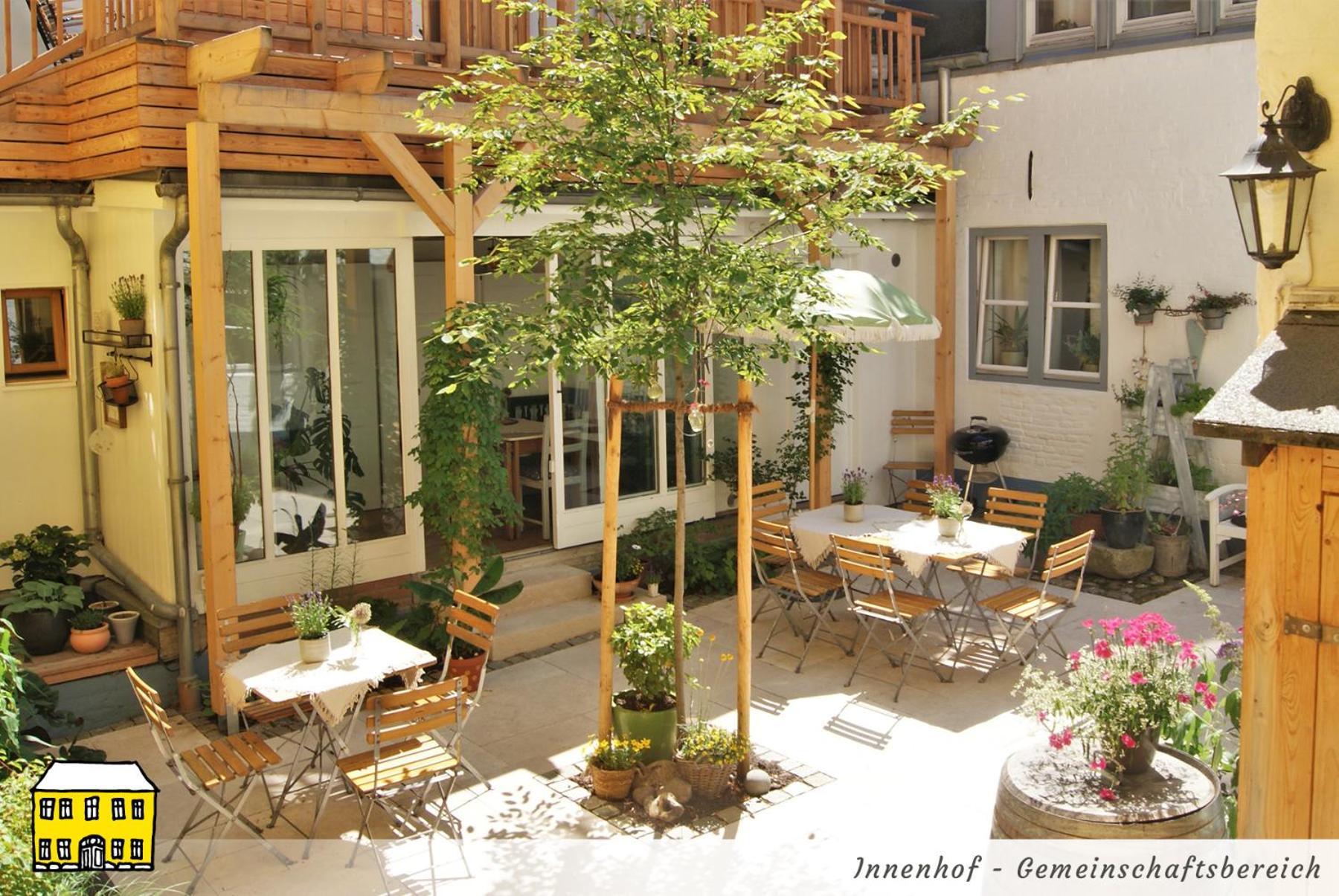 Das Gelbe Haus - Drei Besondere Ferienwohnungen Flensburg Ruang foto